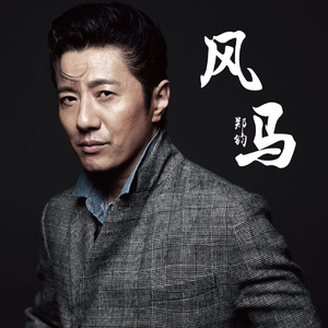 羞耻m字腿对镜自慰
